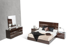Modrest Picasso Italian Modern Ebony Lacquer Bedroom Set