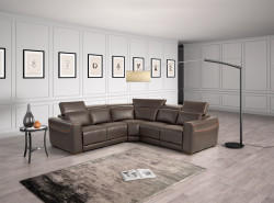 Estro Salotti Thelma Modern Brown Italian Leather Sectional Sofa