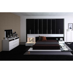 Modrest Impera Contemporary Lacquer Platform Bed